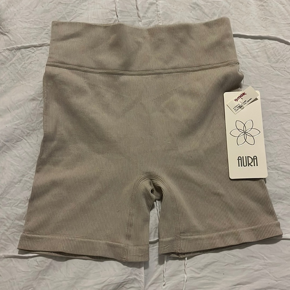 gym shorts